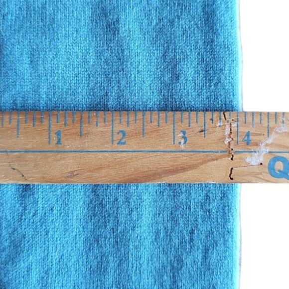 Ann Taylor 100% Cashmere Scarf Soft Blue Cable Knit Fringe Wrap Quiet Luxury - Picture 8 of 16